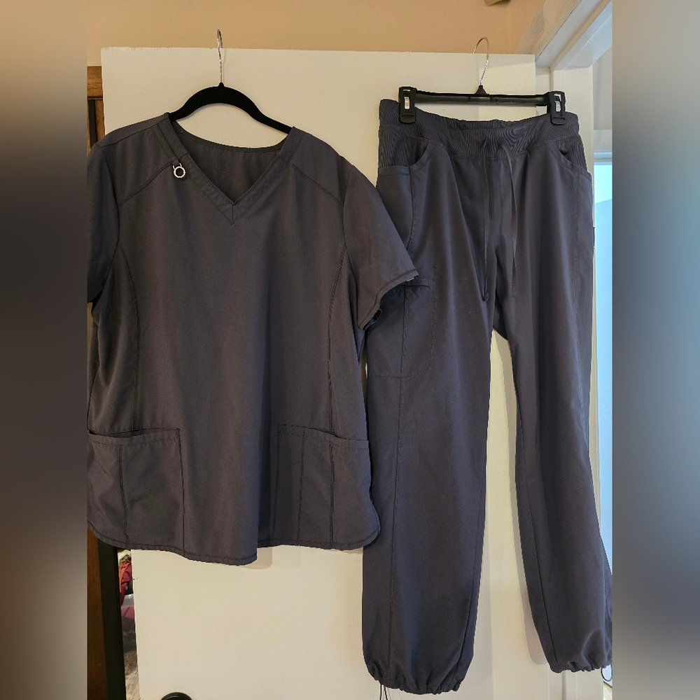 NFINITY Dark Gray XL Scrub Top And L Pants